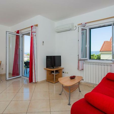 Apartments Villa Vallum Бол Экстерьер фото
