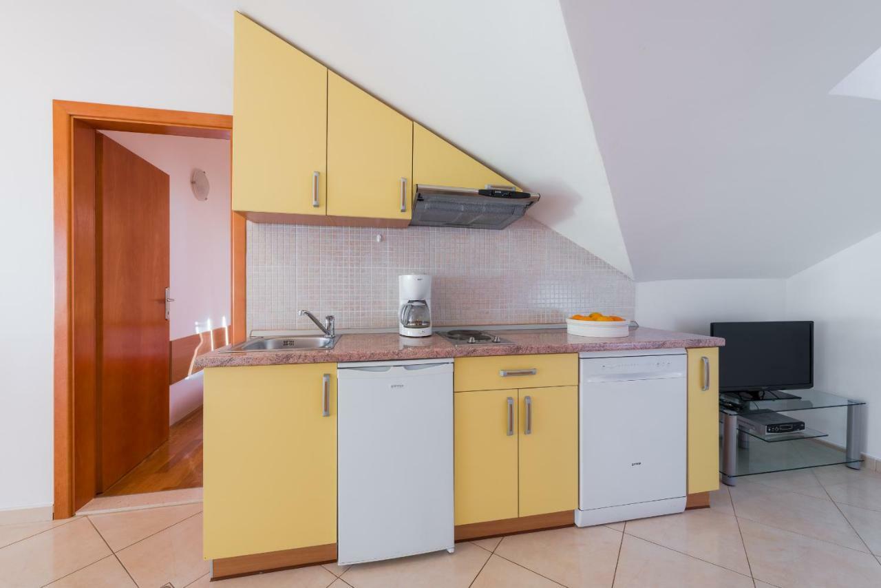 Apartments Villa Vallum Бол Экстерьер фото