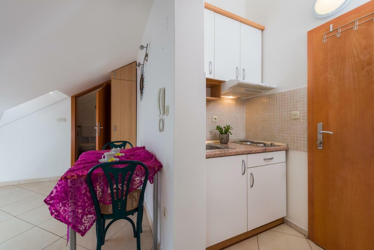 Apartments Villa Vallum Бол Экстерьер фото