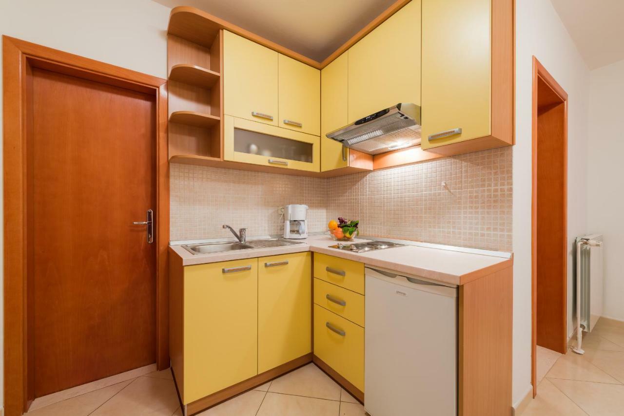 Apartments Villa Vallum Бол Экстерьер фото
