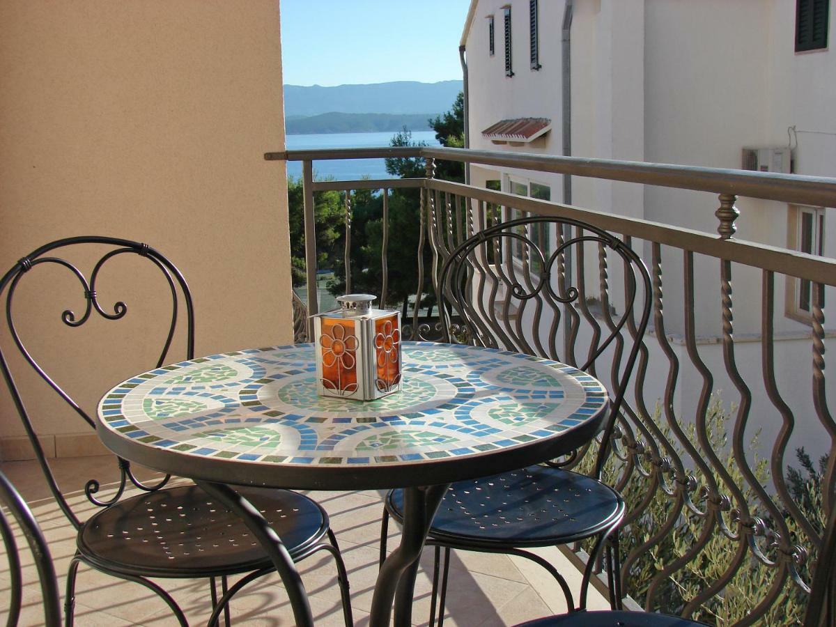 Apartments Villa Vallum Бол Экстерьер фото