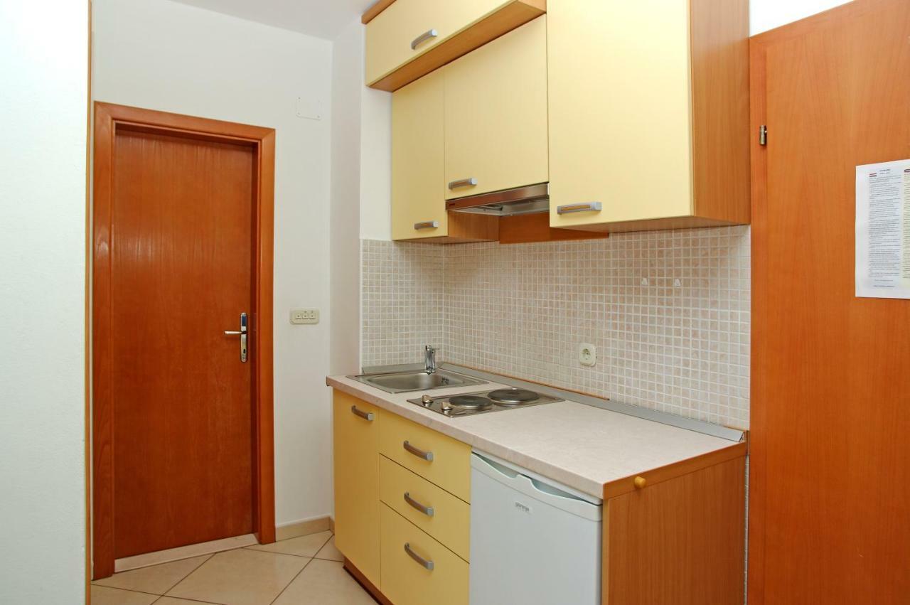 Apartments Villa Vallum Бол Экстерьер фото