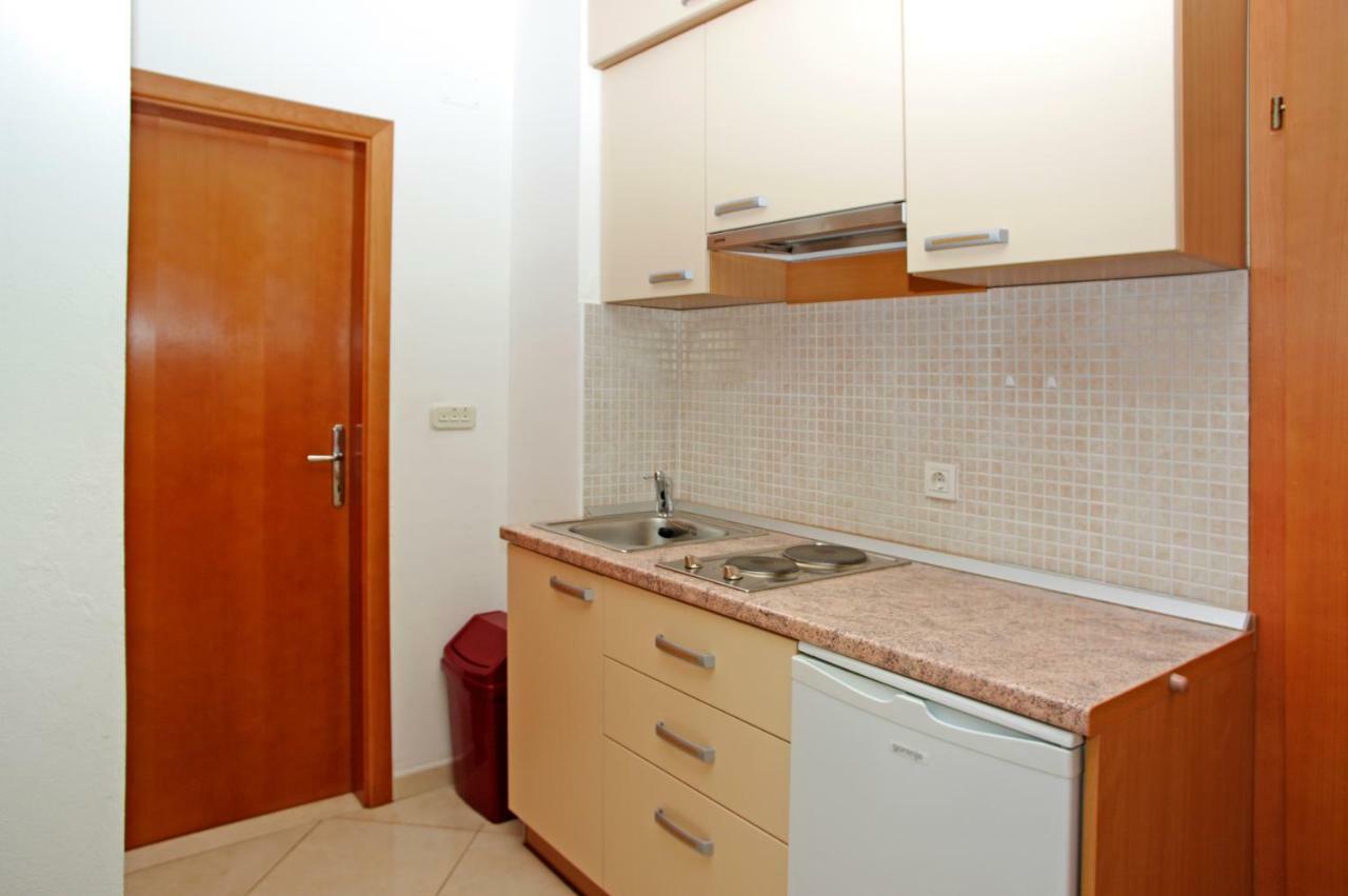 Apartments Villa Vallum Бол Экстерьер фото