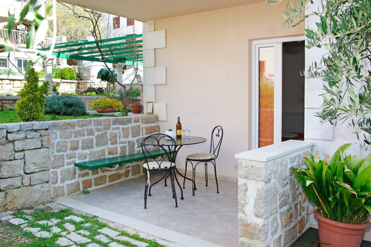 Apartments Villa Vallum Бол Экстерьер фото